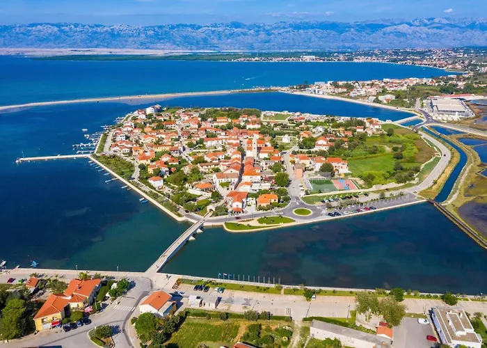With Parking Space Nin, Zadar - 24014 Apartment Nin