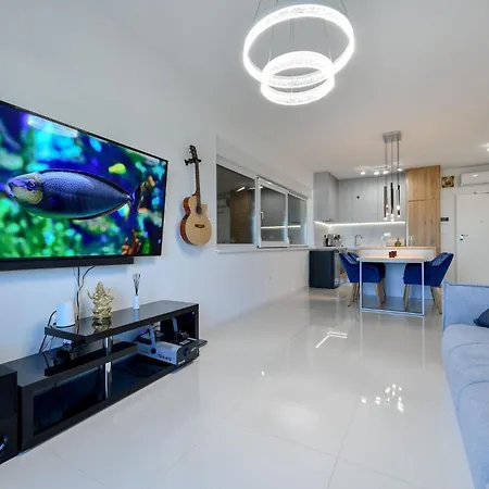 Apartamento With A Parking Space Nin, Zadar - 24014 Nin